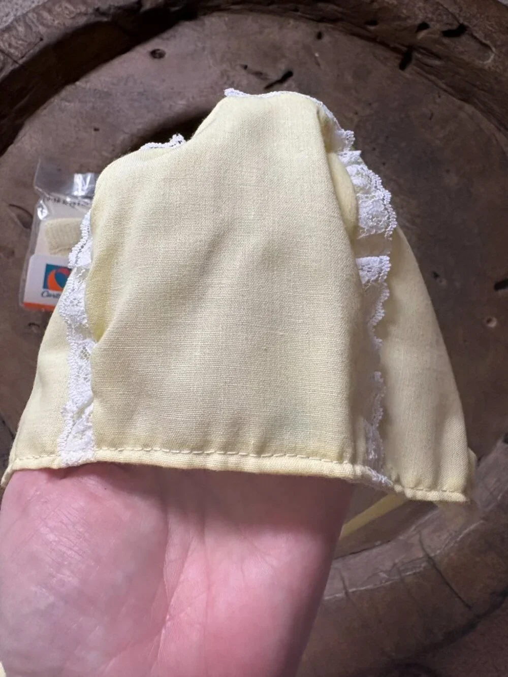 Vintage Carter's baby girl bonnet booties butter yellow size 9–18 months retro